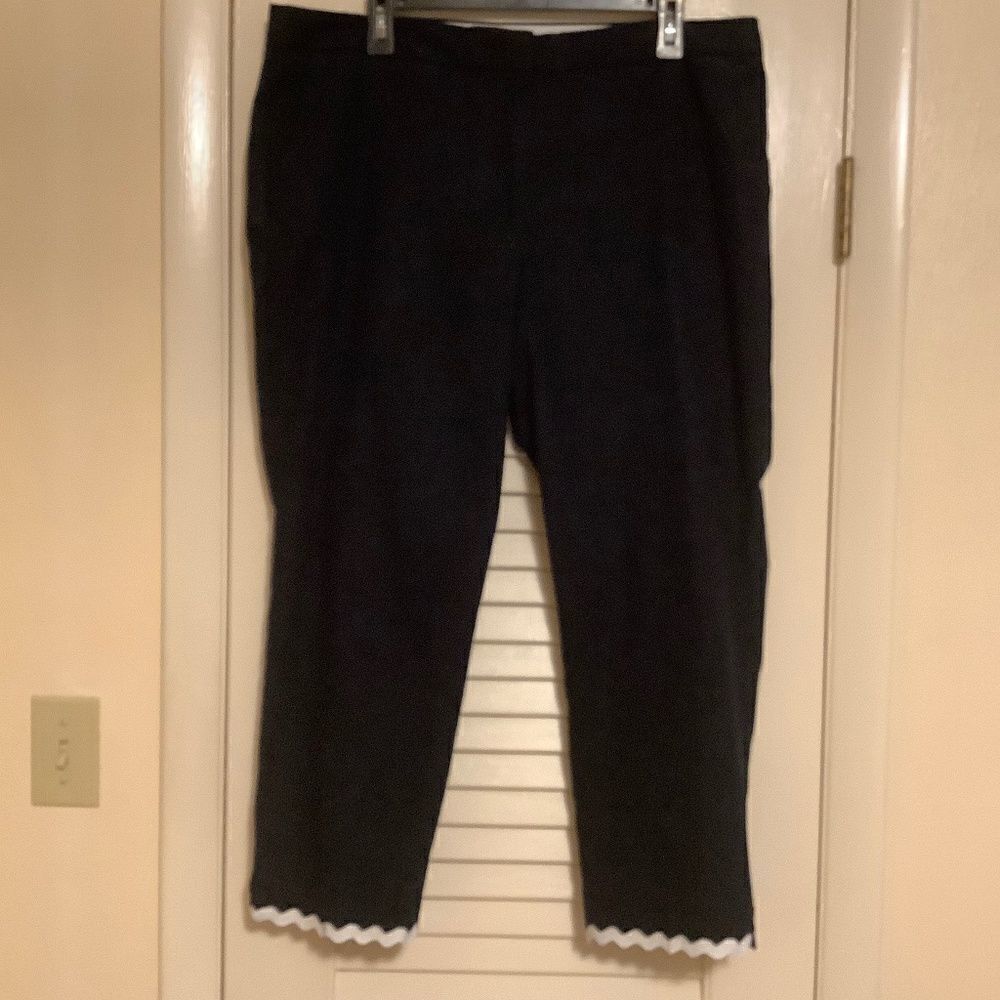 𝅺TALBOTS SLIM CROPPED  NAVY BLUE WOMAN COTTON PANTS SIZE US 16​​
